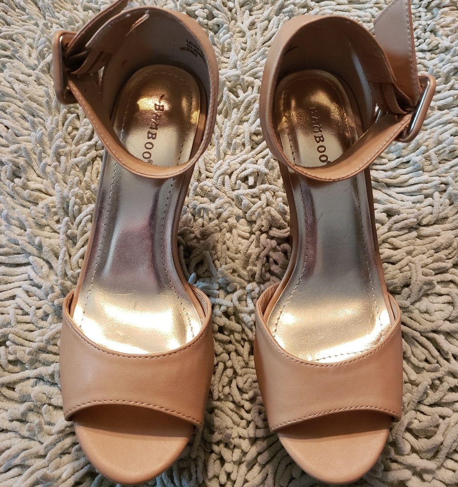 Bamboo platforms